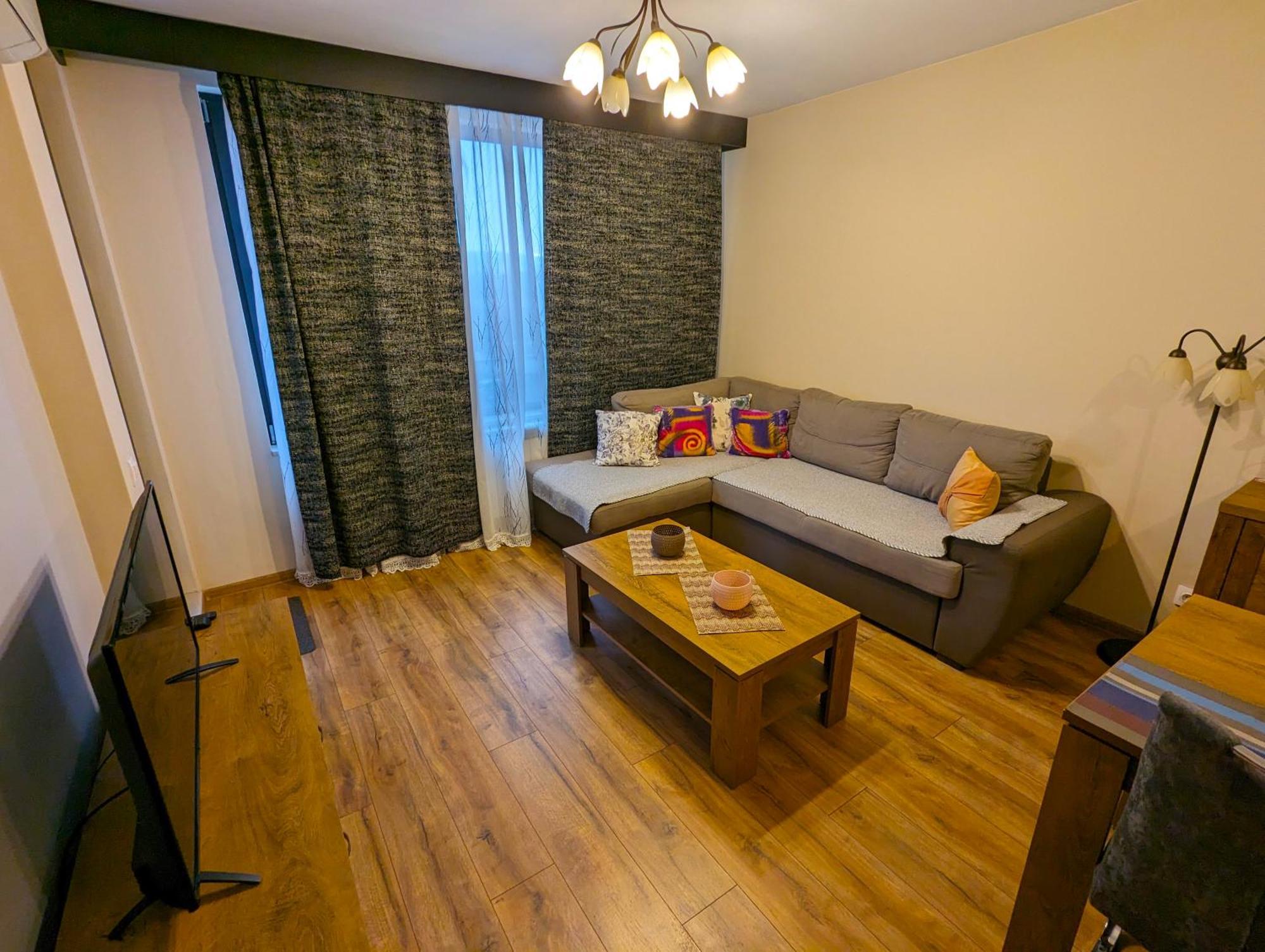 Business And Leisure Apartments In Mladost 2 With Free Garage Szófia Kültér fotó