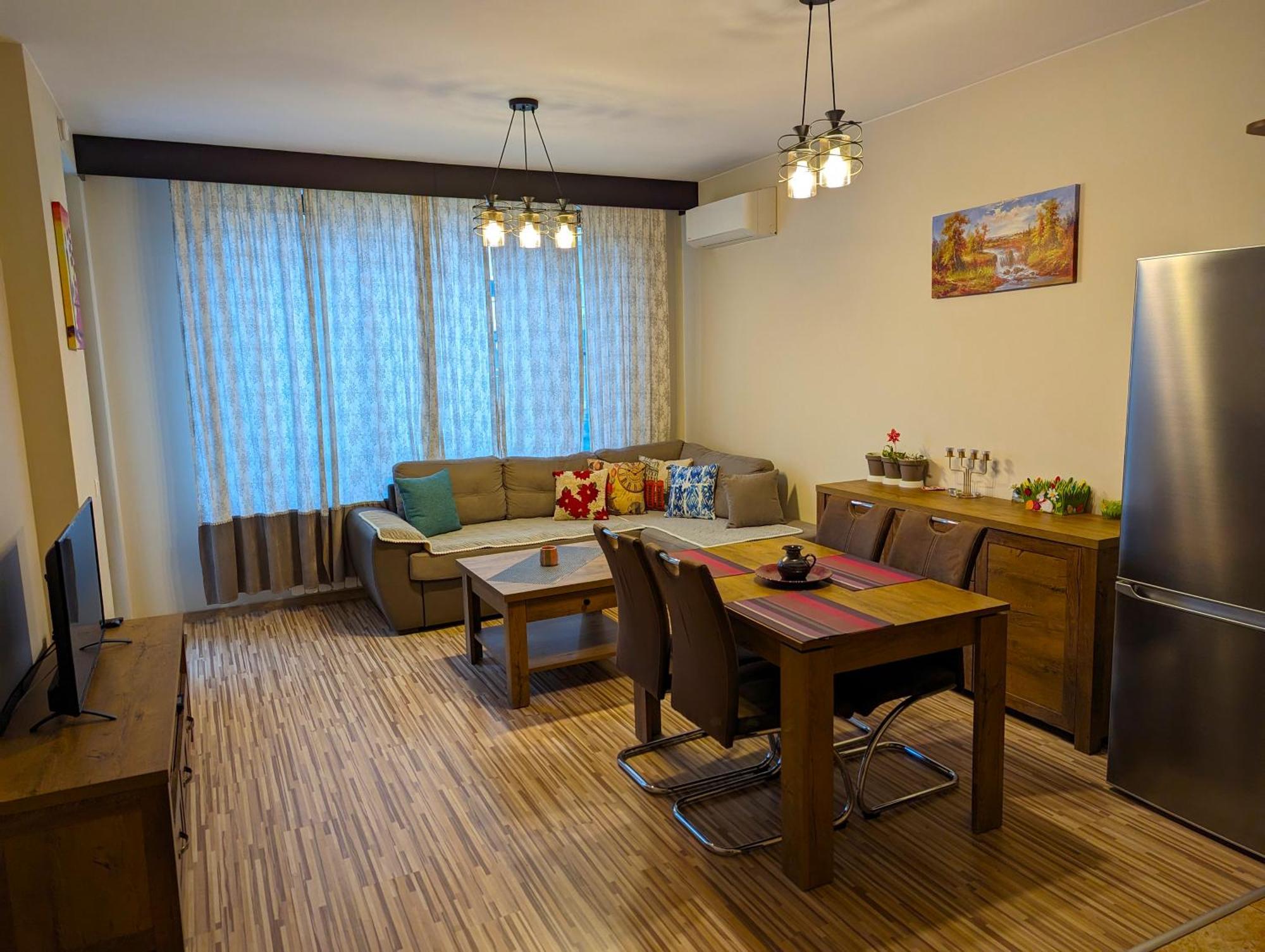 Business And Leisure Apartments In Mladost 2 With Free Garage Szófia Kültér fotó